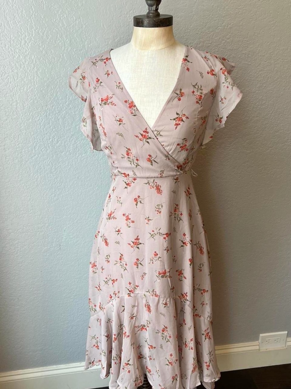 Altar'd State Dusty Pink Floral Wrap Midi Dress - size XS